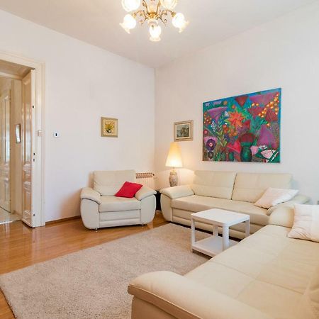 Apartman Vesna 普拉 外观 照片