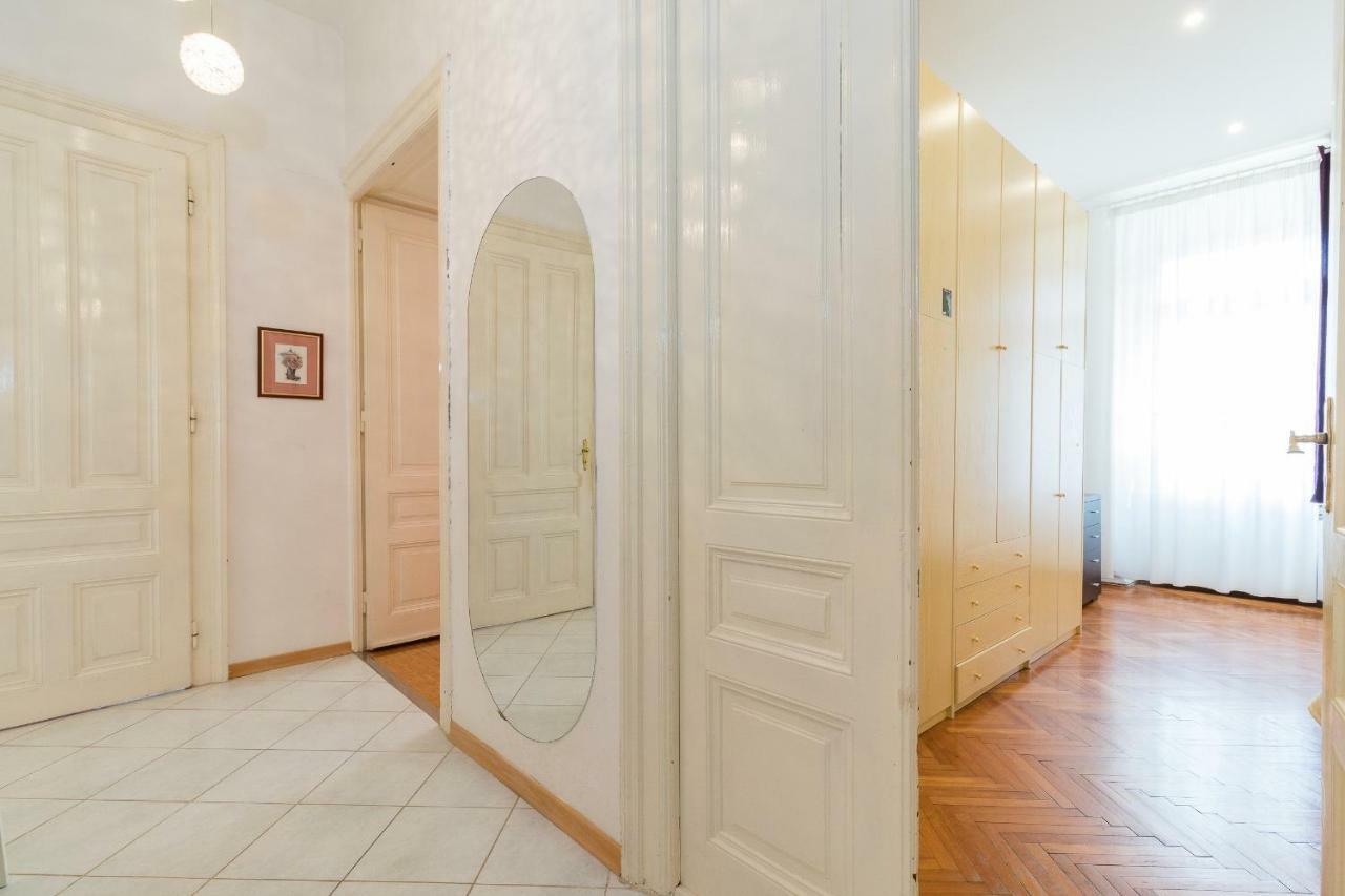 Apartman Vesna 普拉 外观 照片