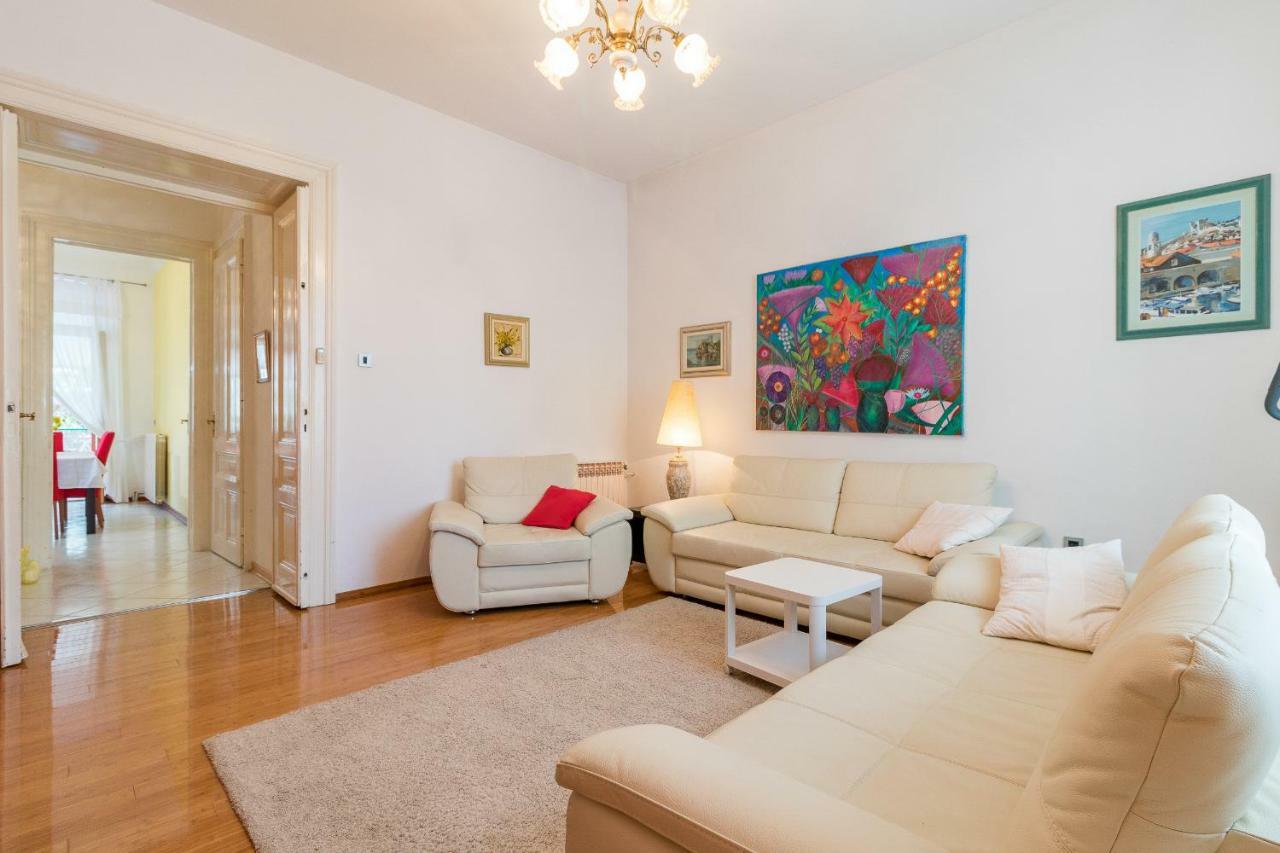 Apartman Vesna 普拉 外观 照片