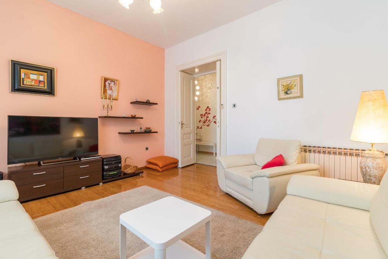 Apartman Vesna 普拉 外观 照片