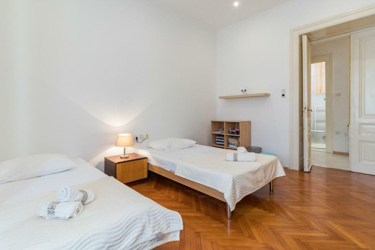 Apartman Vesna 普拉 外观 照片